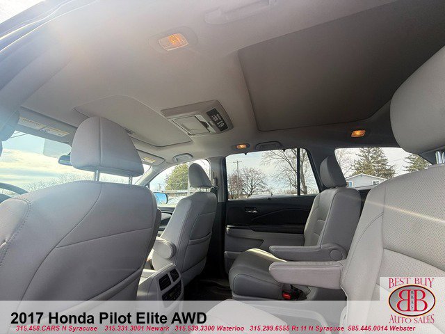 Used 2017 Honda Pilot Elite image 15