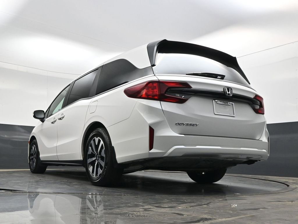Certified 2026 Honda Odyssey EX-L image 31