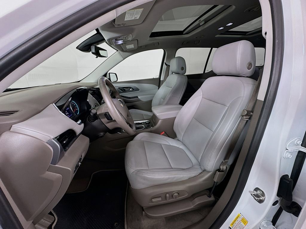 Used 2021 Chevrolet Traverse Premier w/ LPO, Cargo Package image 21