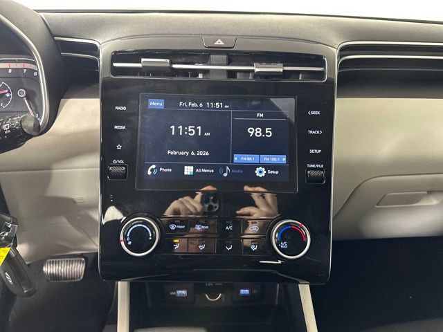 Certified 2023 Hyundai Tucson SE image 21