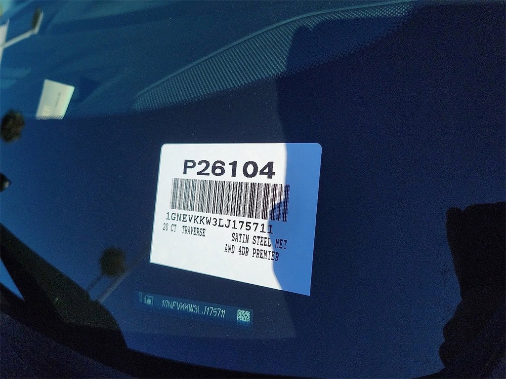 Used 2020 Chevrolet Traverse Premier w/ LPO, Floor Liner Package image 33