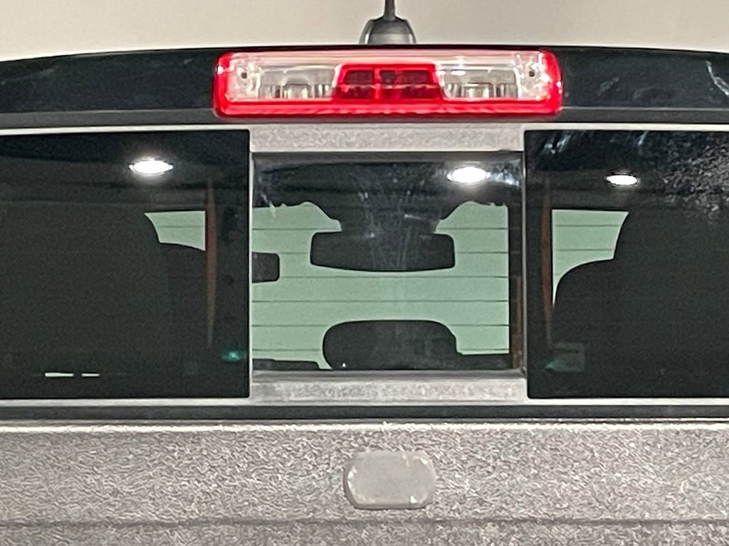 Used 2023 GMC Canyon Elevation w/ Convenience Package image 16