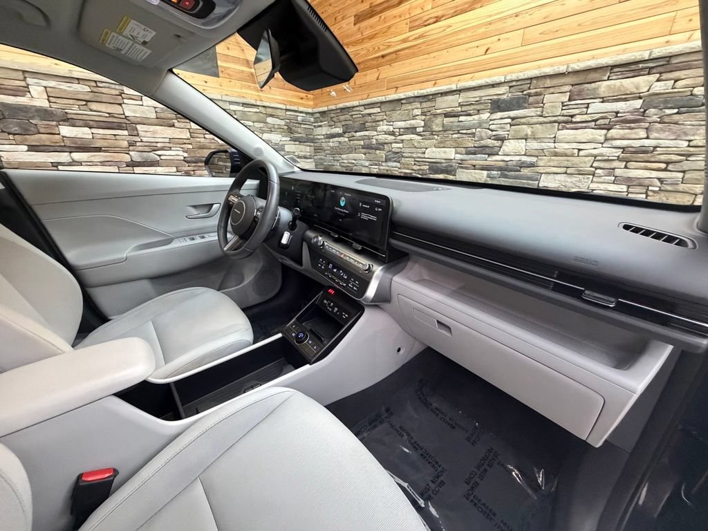 Used 2024 Hyundai Kona SEL w/ Convenience Package AWD/4WD image 15