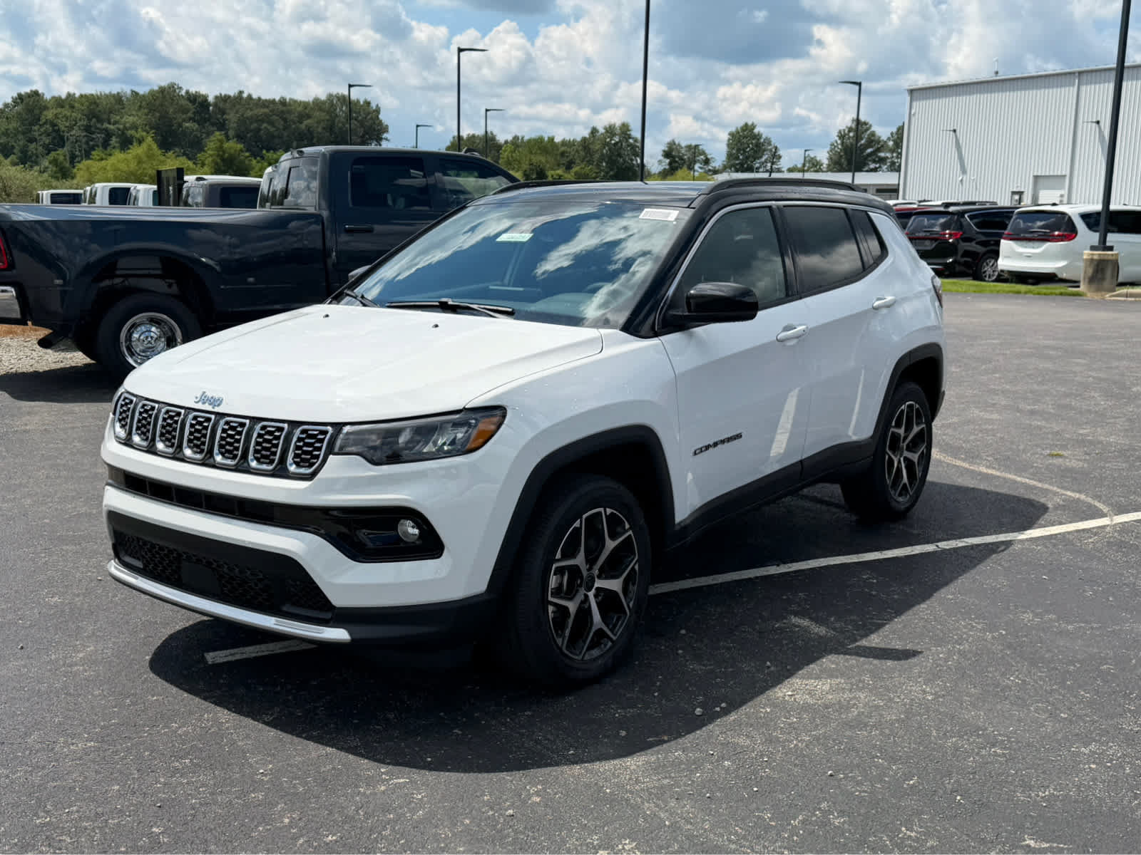 New 2026 Jeep Compass Limited w/ Sun, Sound & Navigation Group