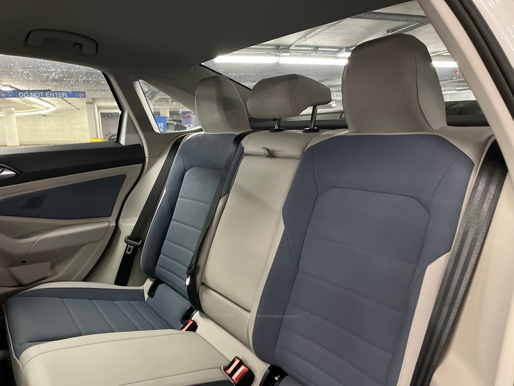 New 2026 Volkswagen Jetta SE FWD image 22