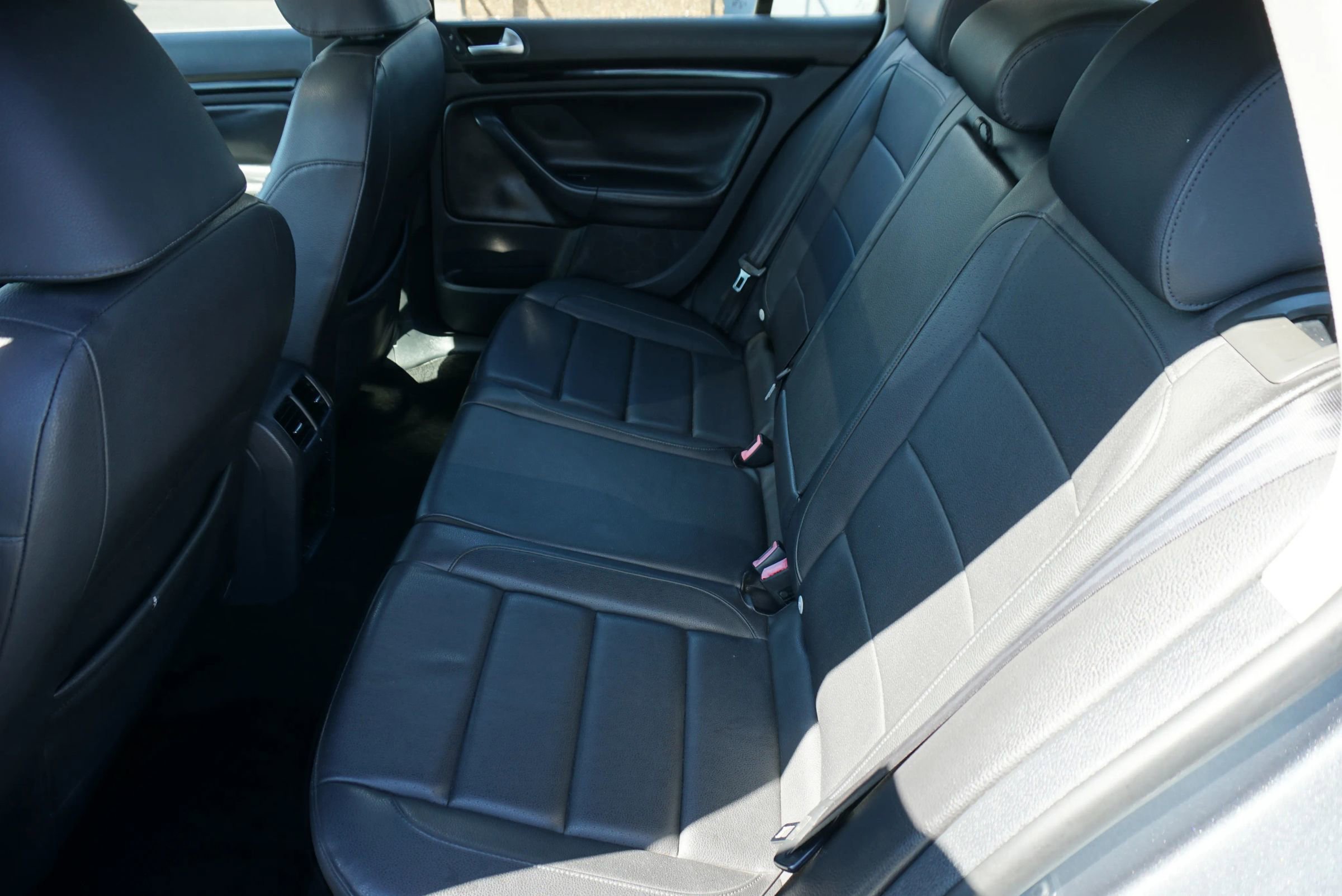 Used 2012 Volkswagen Jetta TDI image 17