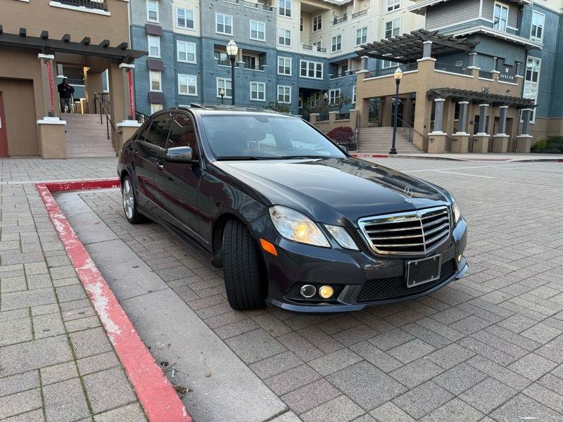 Used 2010 Mercedes-Benz E 550 Sedan image 11