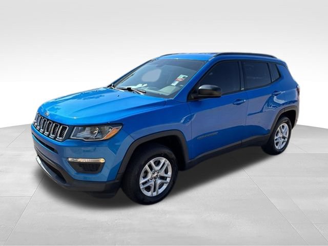 Used 2018 Jeep Compass Sport w/ Tech Group FWD image 4