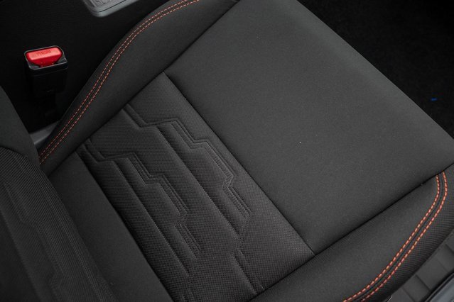 Used 2025 Nissan Frontier PRO-4X w/ Pro Convenience Package image 18