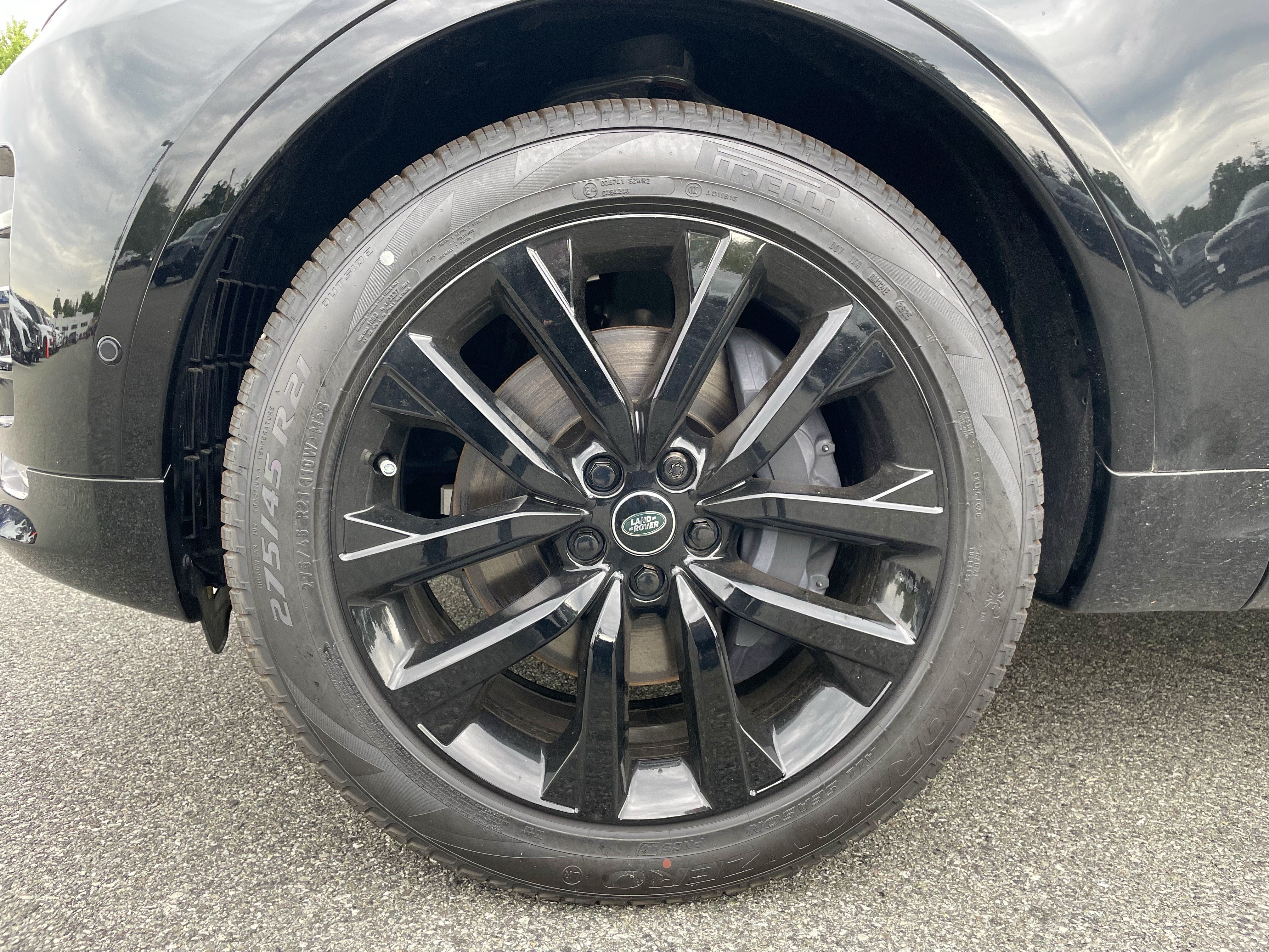 New 2026 Land Rover Discovery Limited Edition AWD/4WD image 9