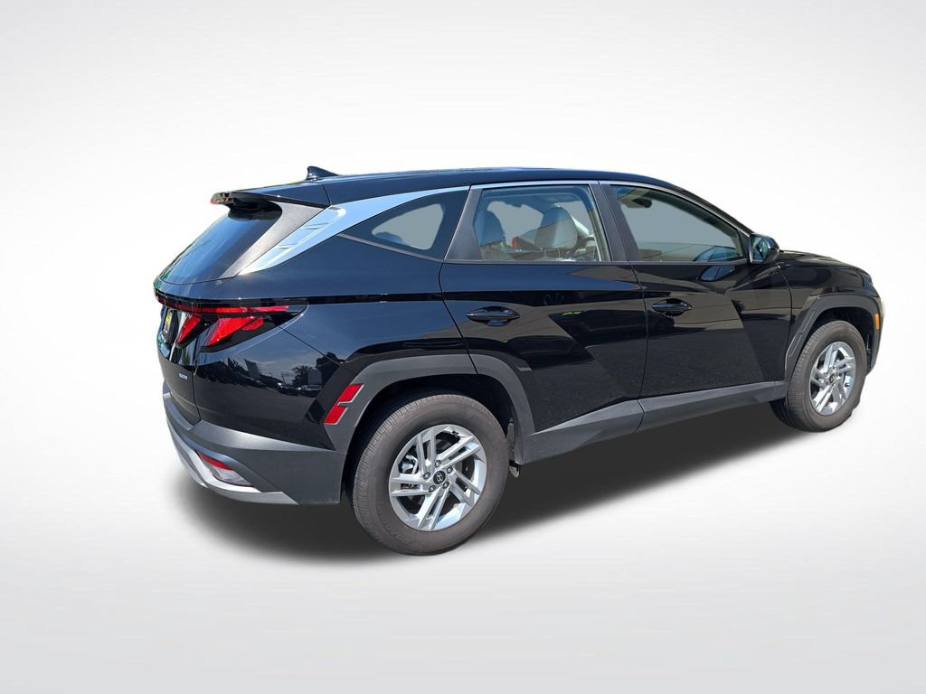 Certified 2026 Hyundai Tucson SE AWD/4WD image 6