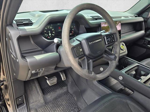 Used 2022 Land Rover Defender 110 V8 AWD/4WD image 9
