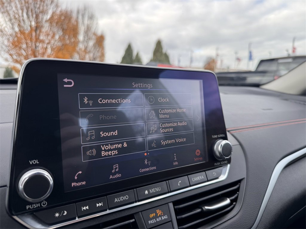 Used 2020 Nissan Altima 2.5 SR w/ Premium Package image 27