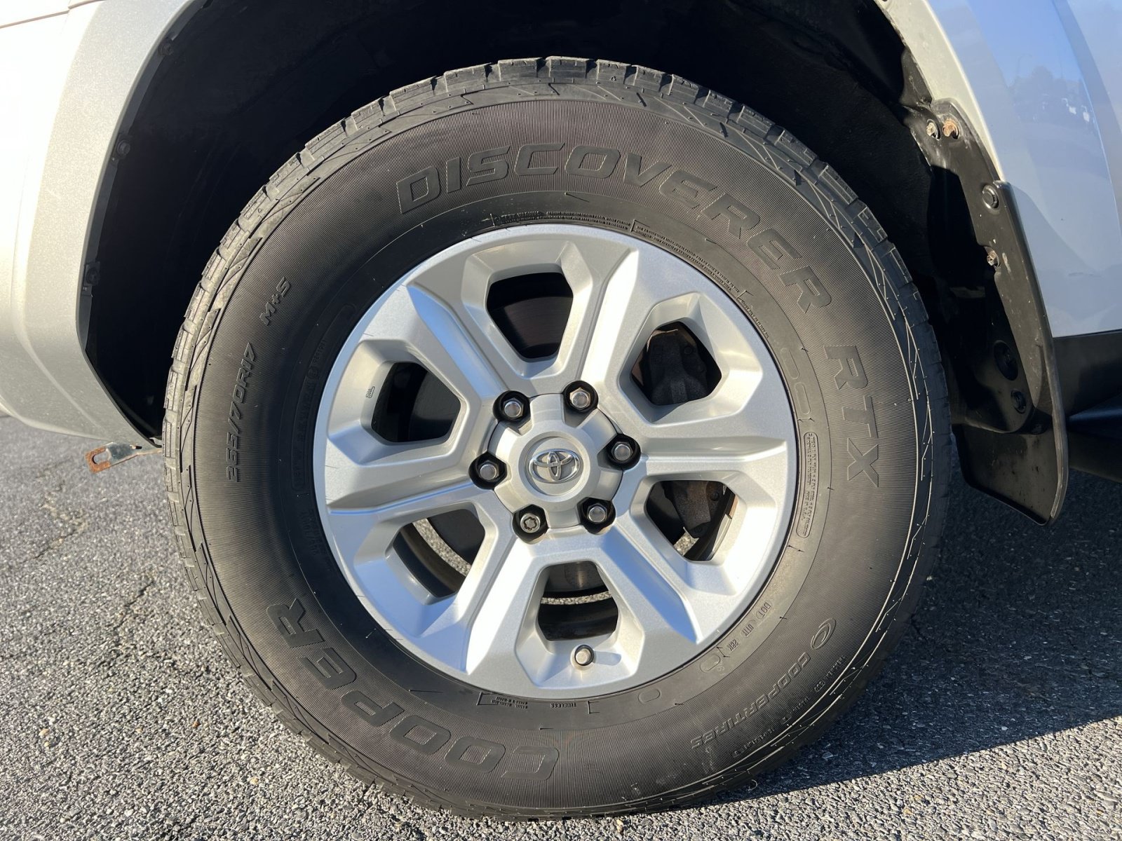 Used 2019 Toyota 4Runner SR5 Premium AWD/4WD image 12