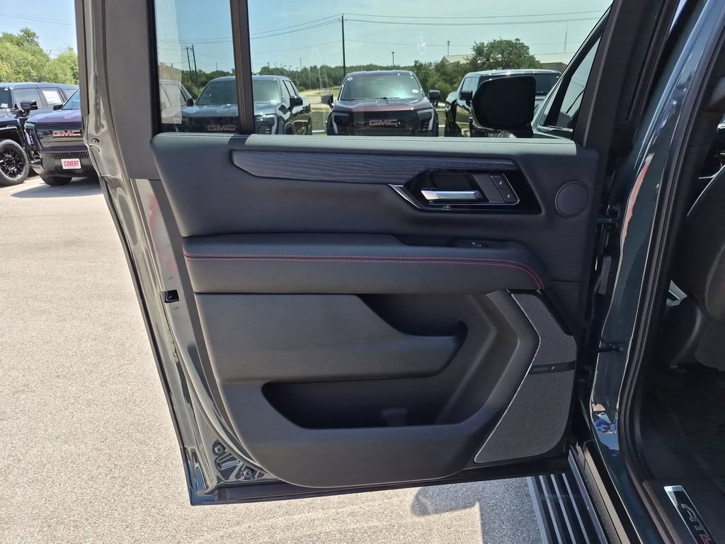 New 2026 GMC Yukon XL AT4 Ultimate w/ LPO, Floor Liner Package AWD/4WD image 38