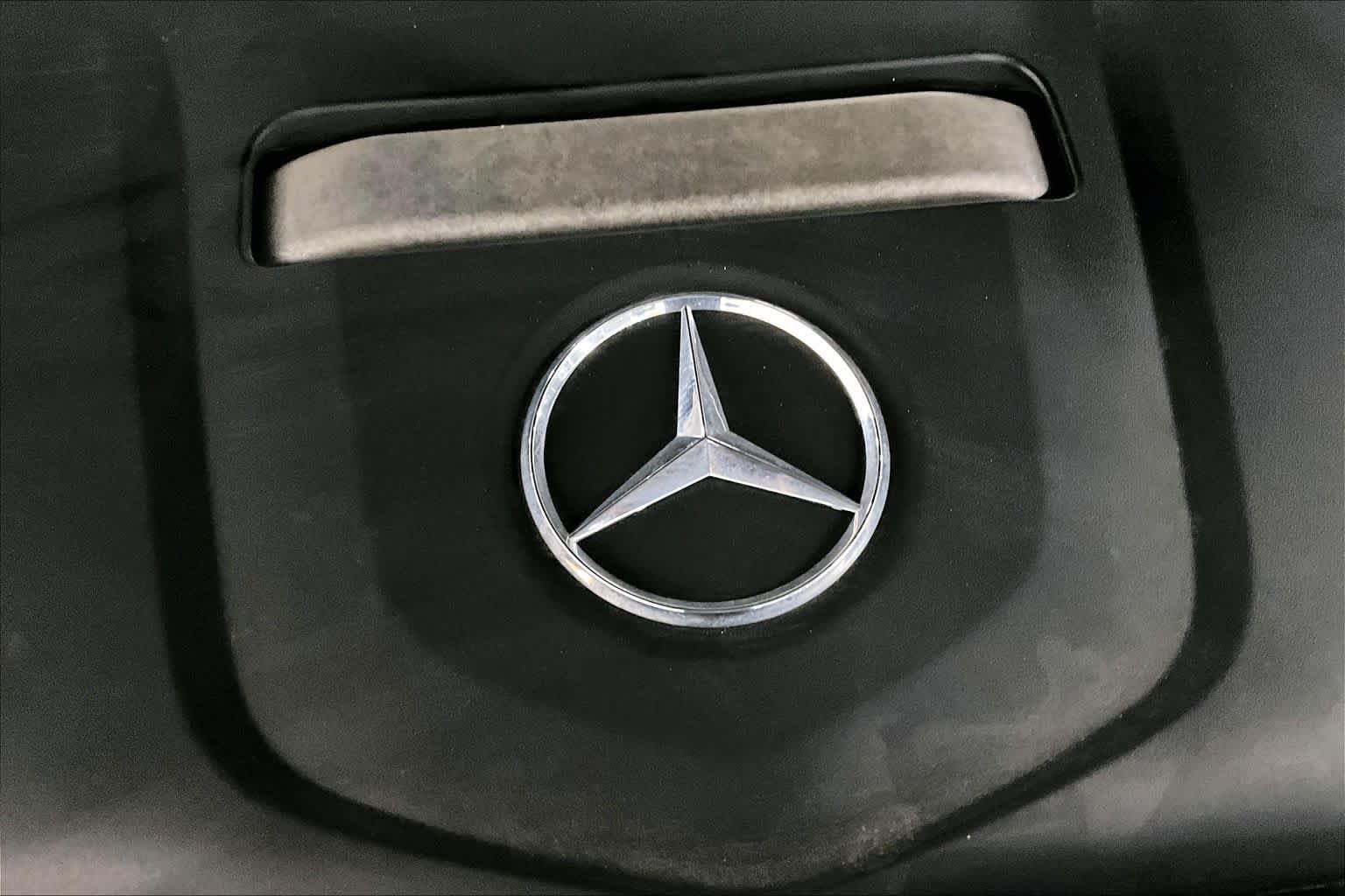 Used 2016 Mercedes-Benz GLC 300 image 32