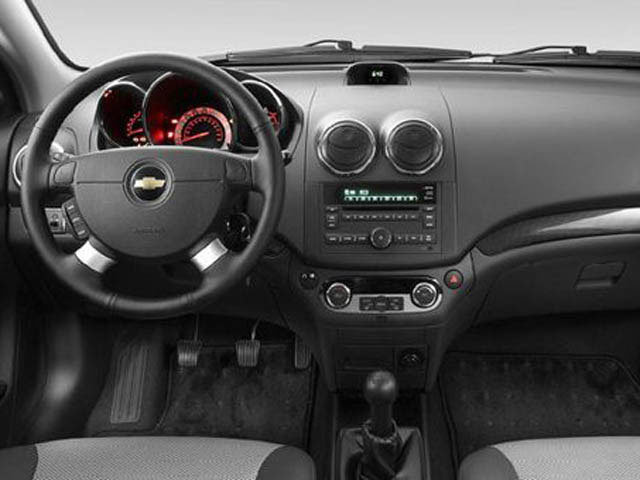 Used 2008 Chevrolet Aveo LS w/ Power Package FWD image 4