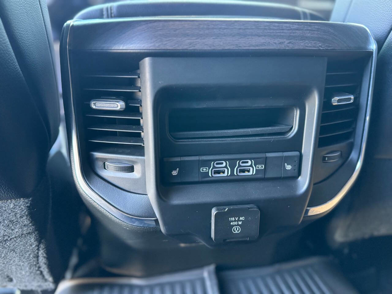 Used 2026 RAM 5500 4X4 4dr Crew Cab 173.4 in. WB w/ Laramie Trim Package image 16