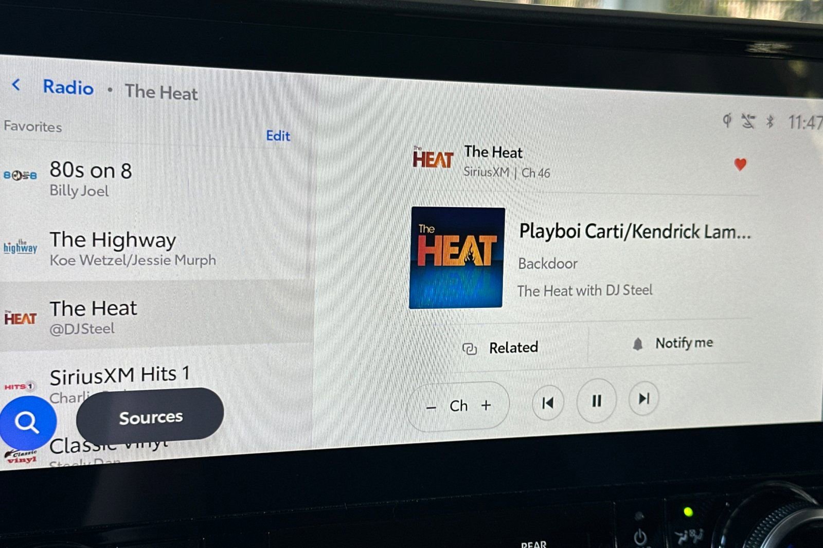 Used 2024 Toyota Highlander Limited image 22