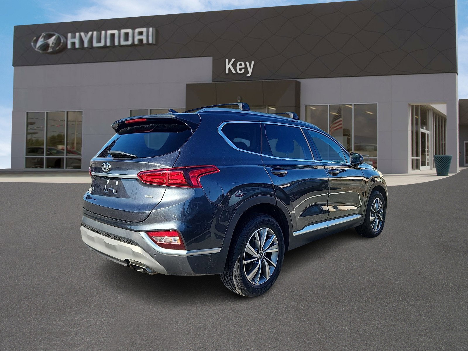 Used 2020 Hyundai Santa Fe SEL w/ Convenience Package image 4