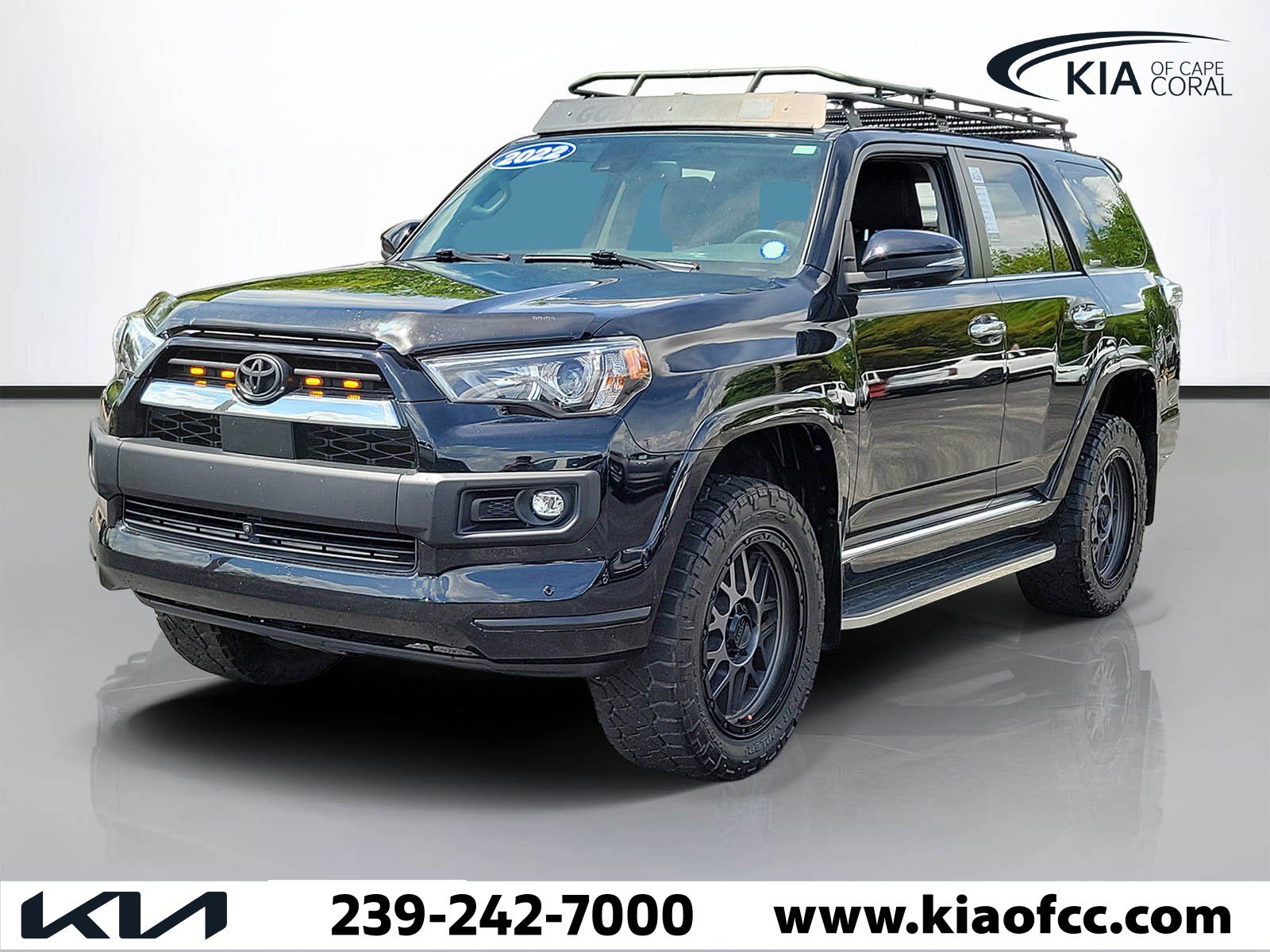Used 2022 Toyota 4Runner Limited AWD/4WD image 3