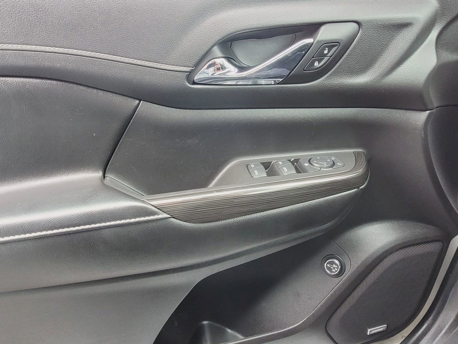 Used 2019 GMC Acadia SLT w/ LPO, Floor Liner Package image 24