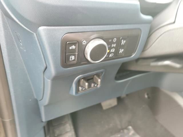 New 2025 Ford Maverick XL w/ Equipment Group 101A image 24