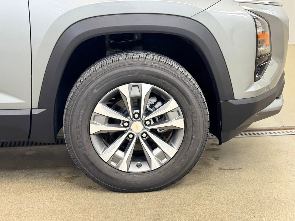 New 2026 Chevrolet Equinox LT w/ Safety and Technology Package image 4