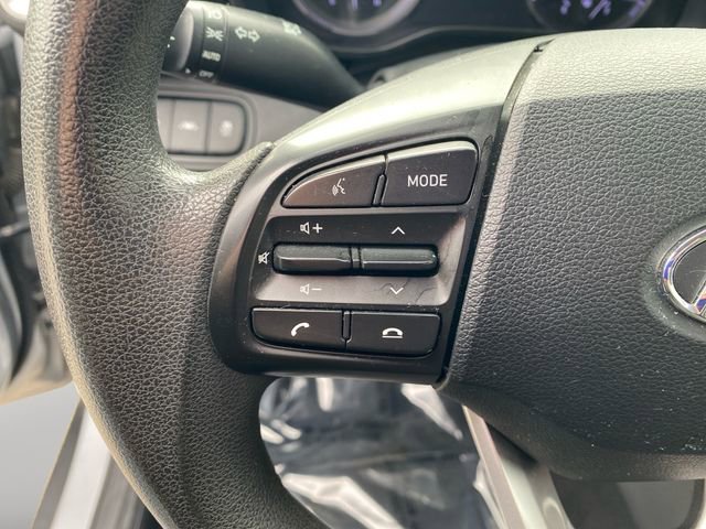 Used 2020 Hyundai Venue SEL image 19