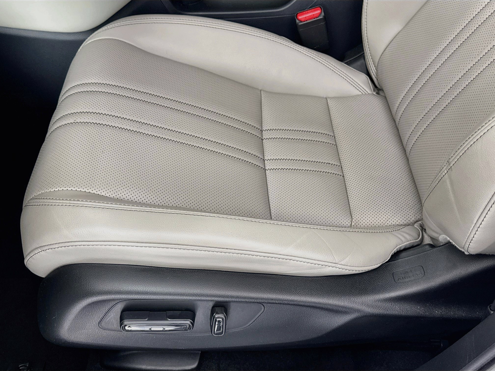 Certified 2023 Honda HR-V EX-L image 18