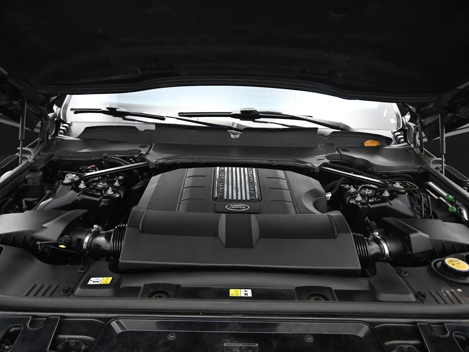 Used 2018 Land Rover Range Rover Sport HSE image 20