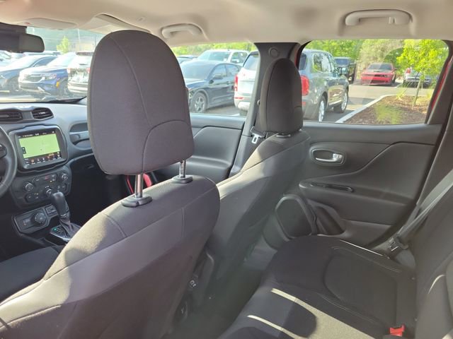 Used 2022 Jeep Renegade Latitude w/ Convenience Group AWD/4WD image 28