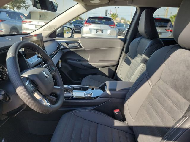 New 2026 Mitsubishi Outlander SE image 19