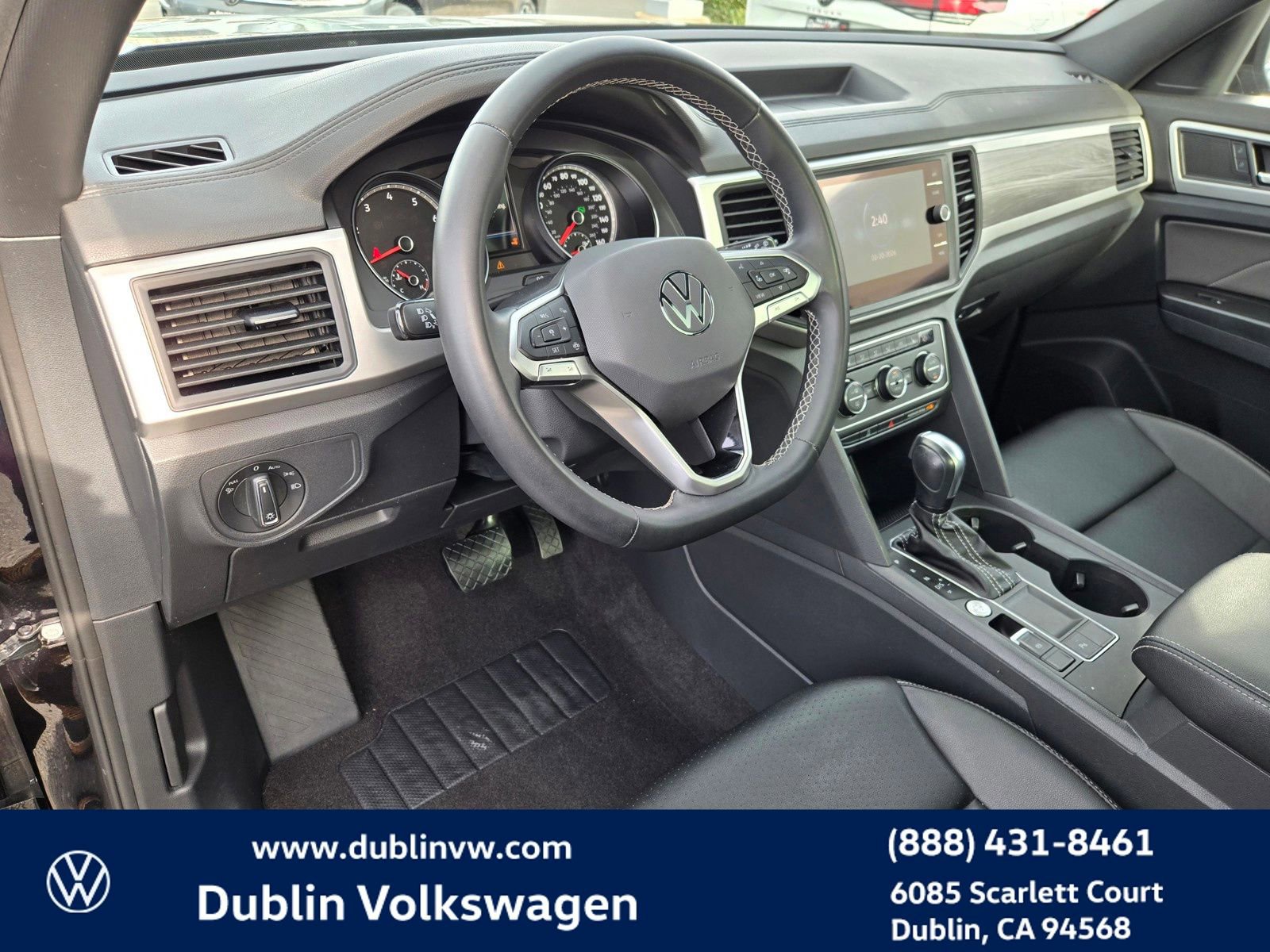 Used 2021 Volkswagen Atlas Cross Sport SE w/ Panoramic Sunroof Package image 16