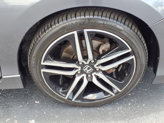 Used 2017 Honda Accord Sport image 19