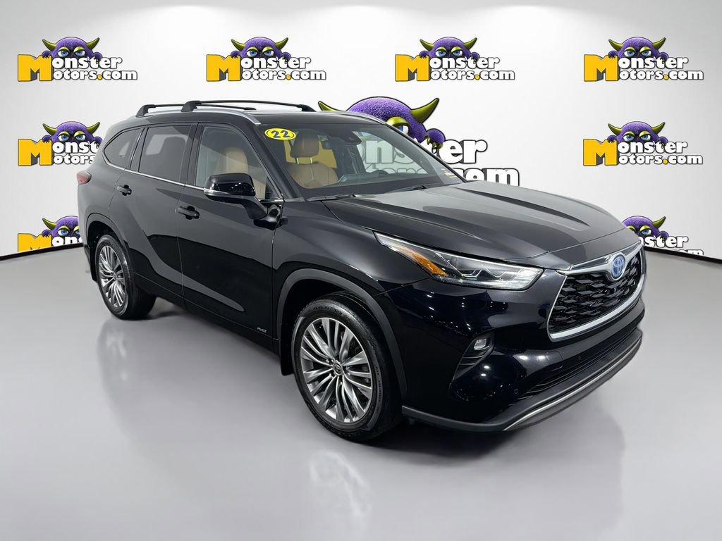 Used 2022 Toyota Highlander Platinum image 3