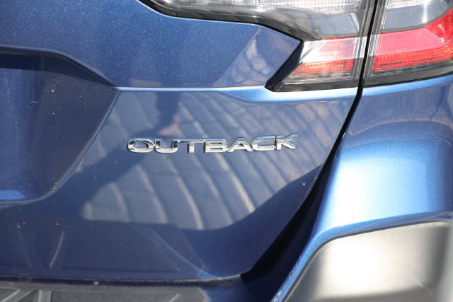 Used 2020 Subaru Outback Limited w/ Popular Package #2 AWD/4WD image 56