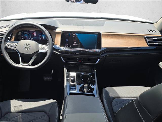 Certified 2024 Volkswagen Atlas SE w/ Panoramic Sunroof Package AWD/4WD image 20