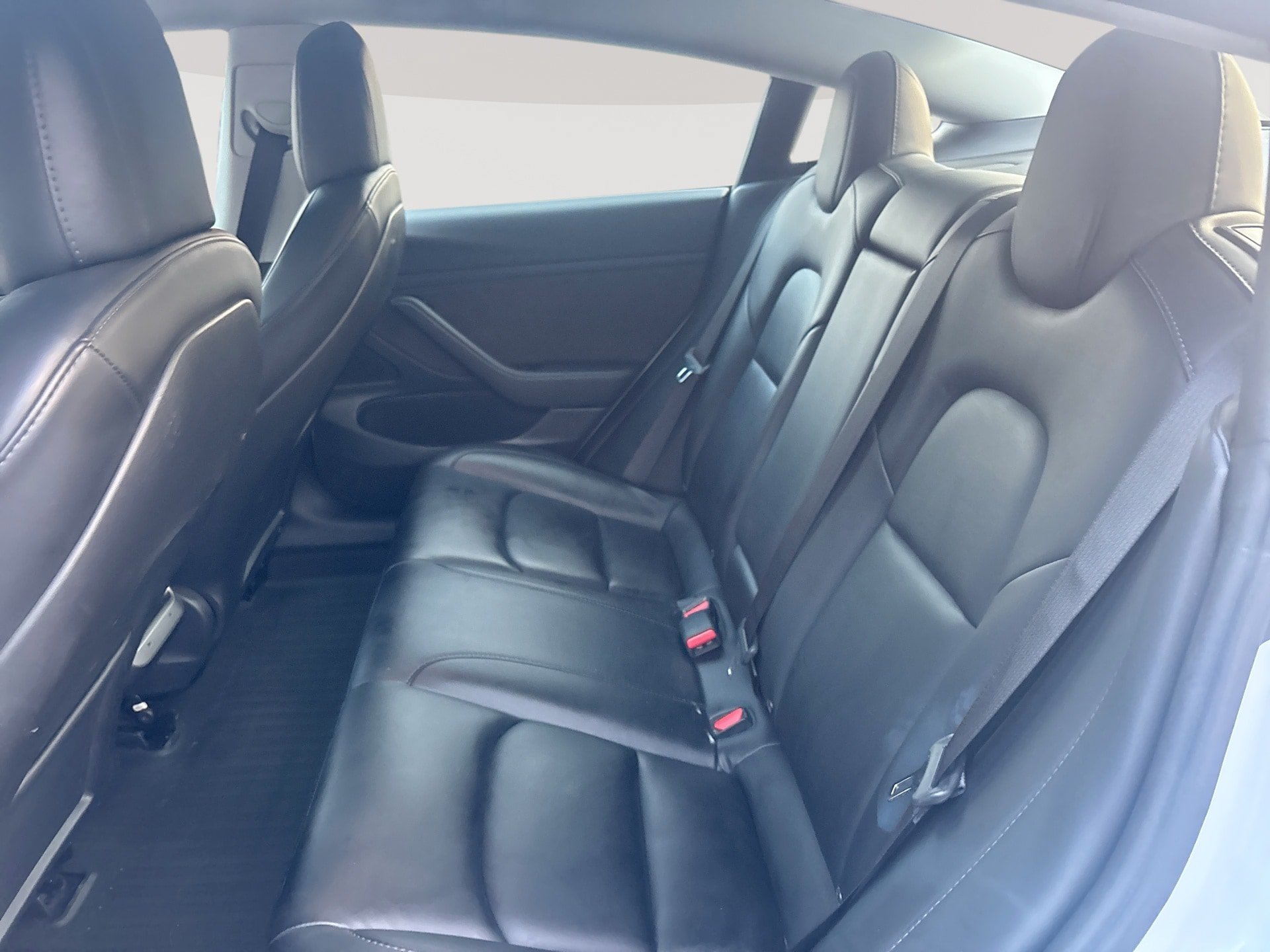 Used 2020 Tesla Model 3 Standard Range RWD image 25