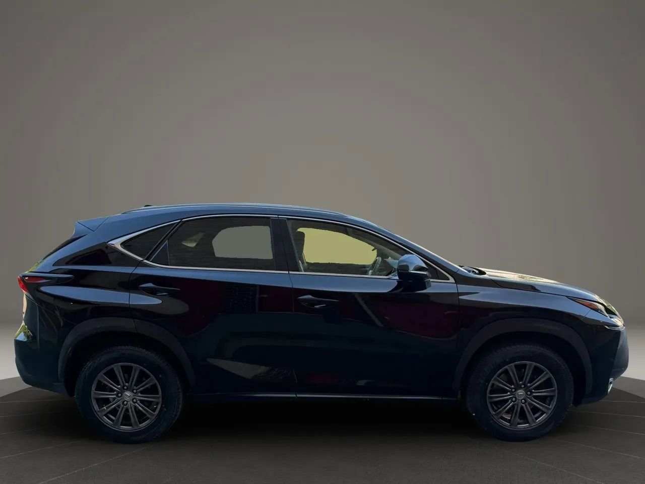 Used 2015 Lexus NX 200t FWD image 7