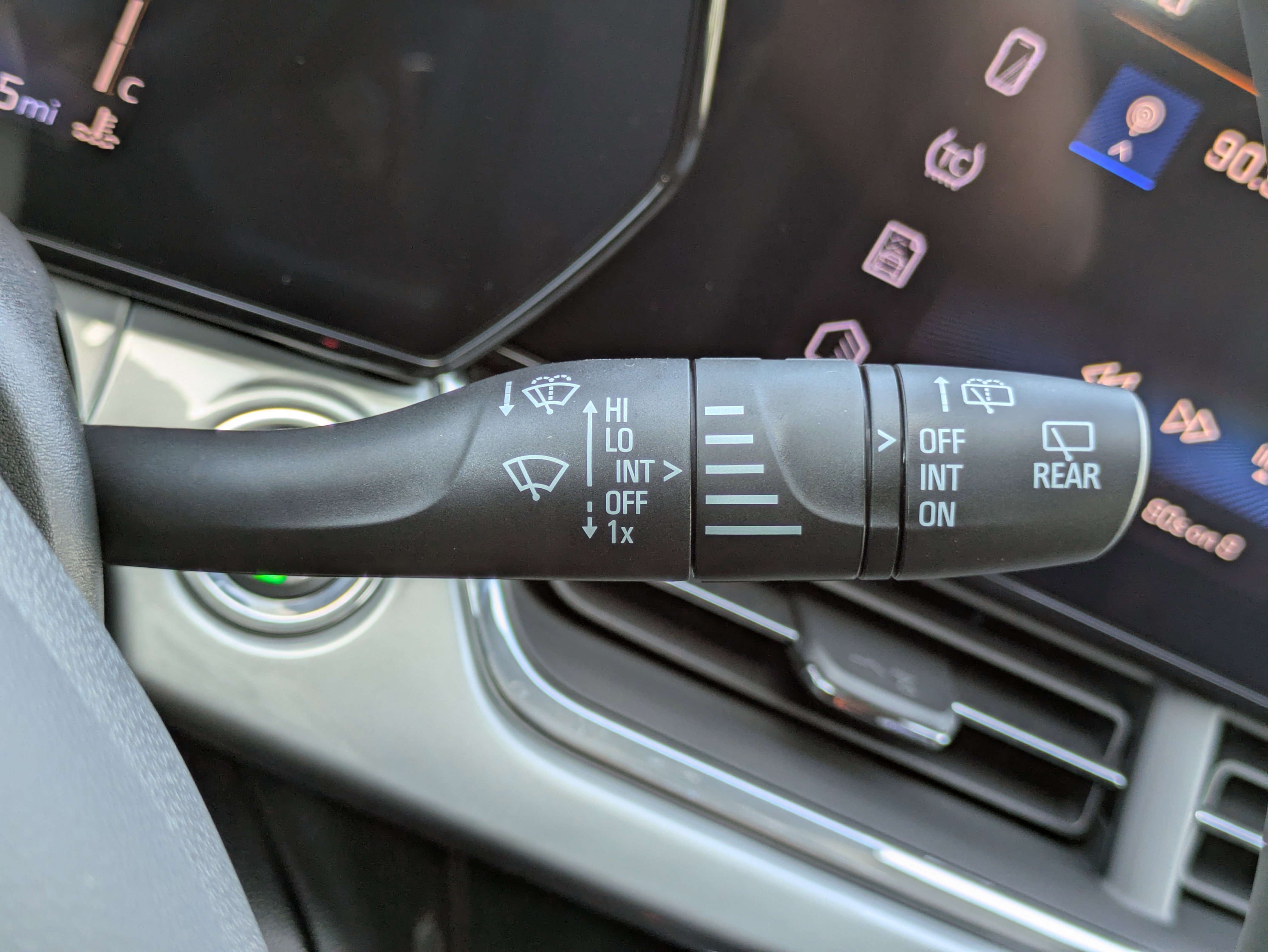 New 2026 Chevrolet Trax LT w/ Driver Confidence Package image 19