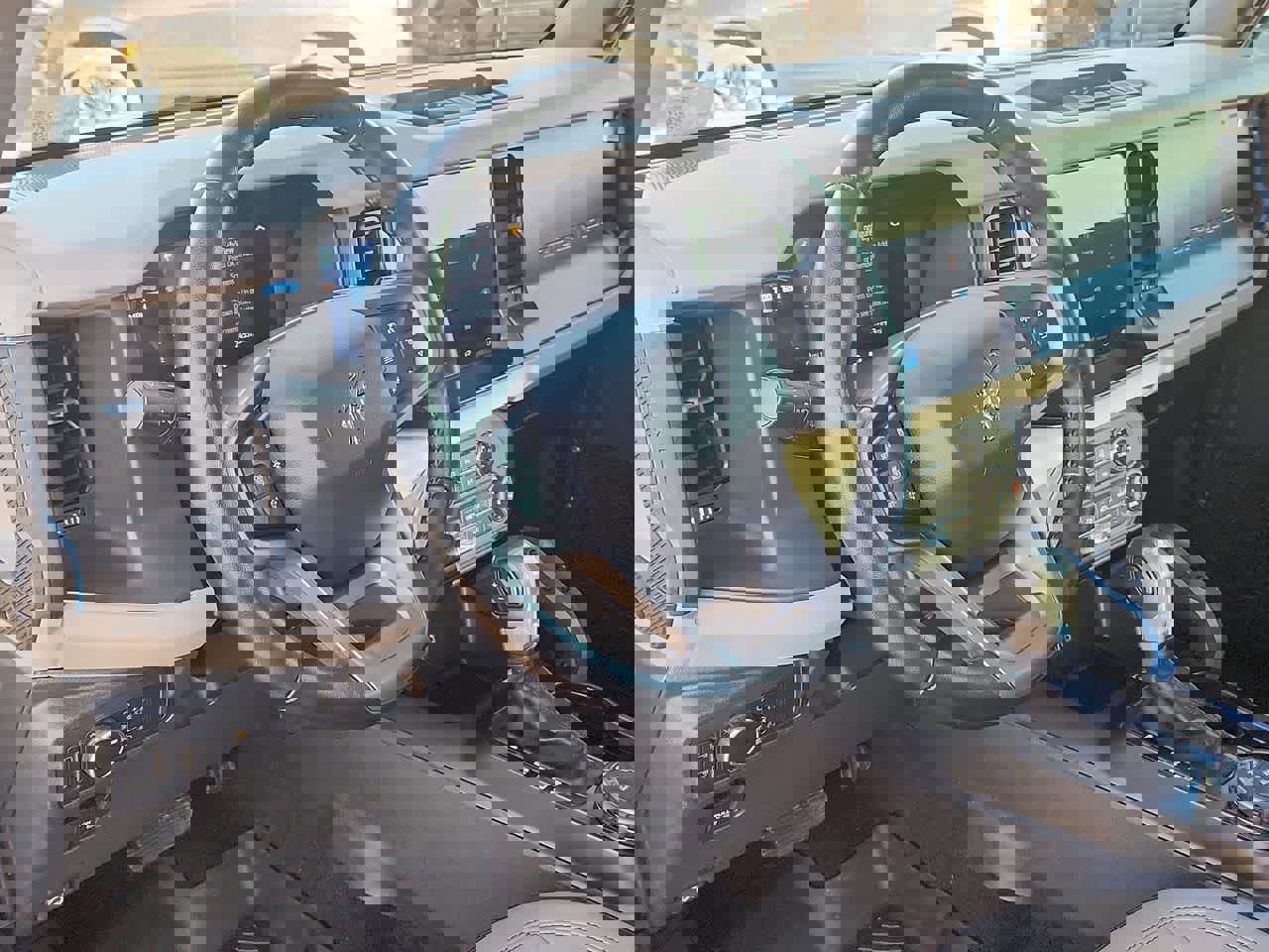 Used 2022 Ford Bronco Wildtrak image 10