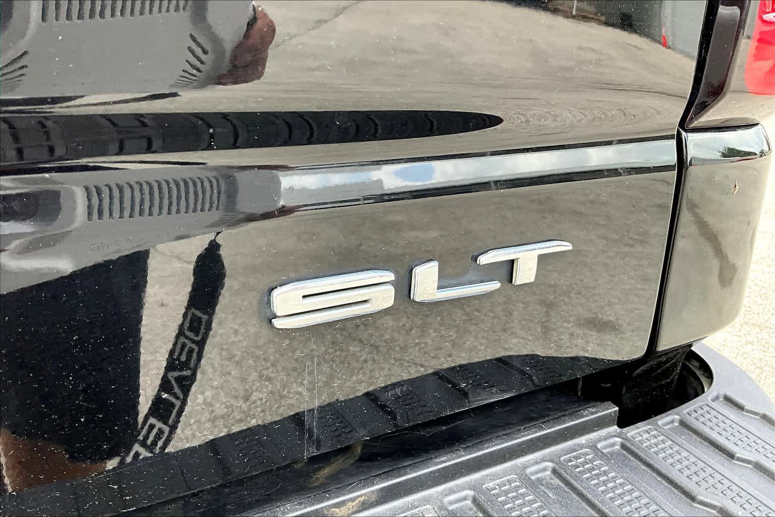 Used 2020 GMC Sierra 1500 SLT AWD/4WD image 10