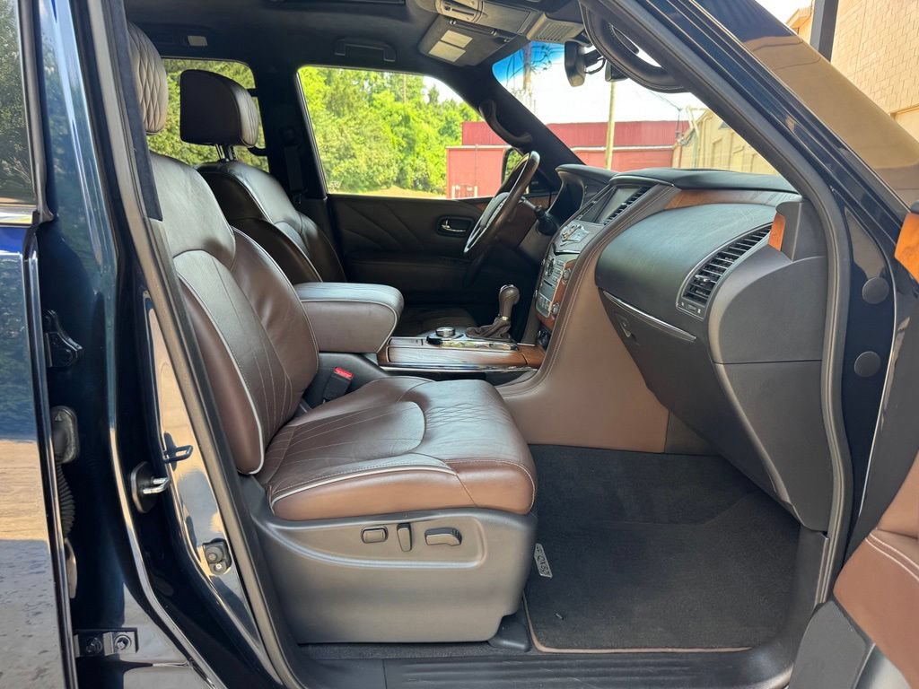 Used 2017 INFINITI QX80 Limited AWD/4WD image 32