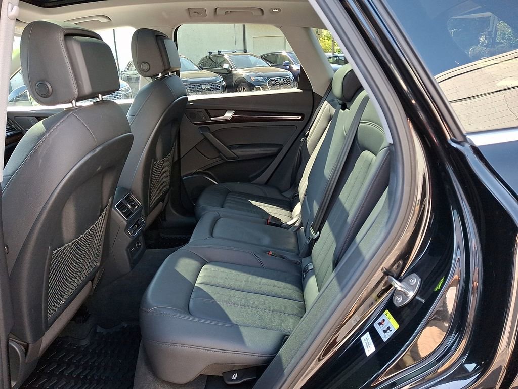 Used 2019 Audi Q5 Premium w/ Premium Plus Package AWD/4WD image 10