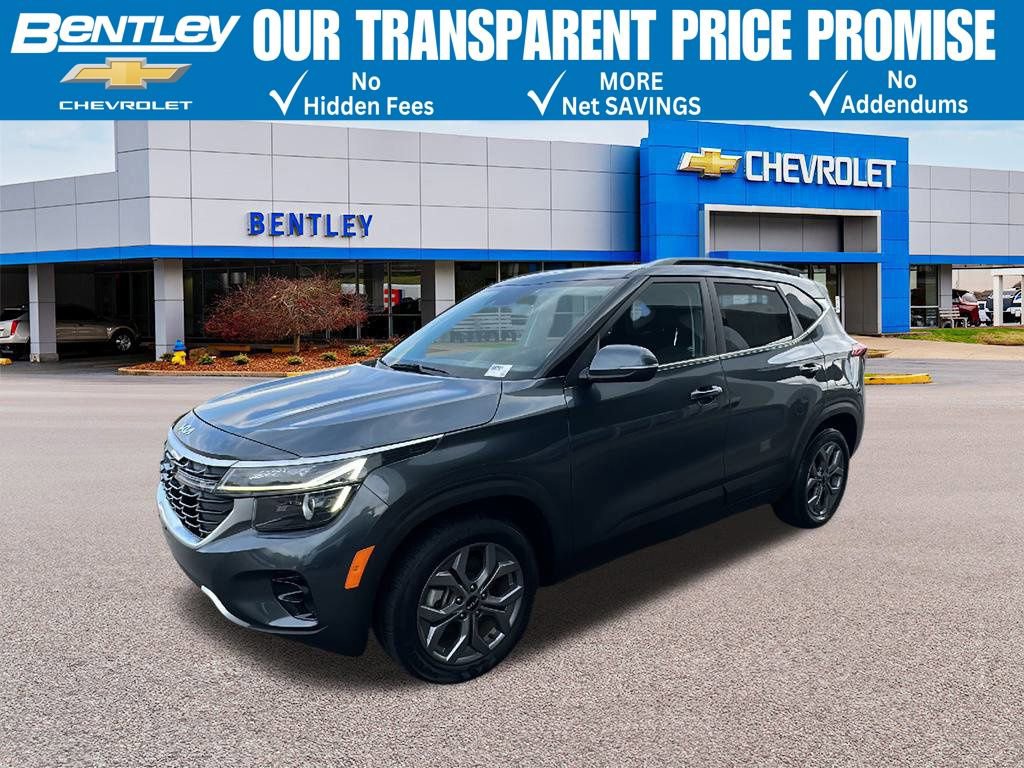Used 2024 Kia Seltos S AWD/4WD image 1