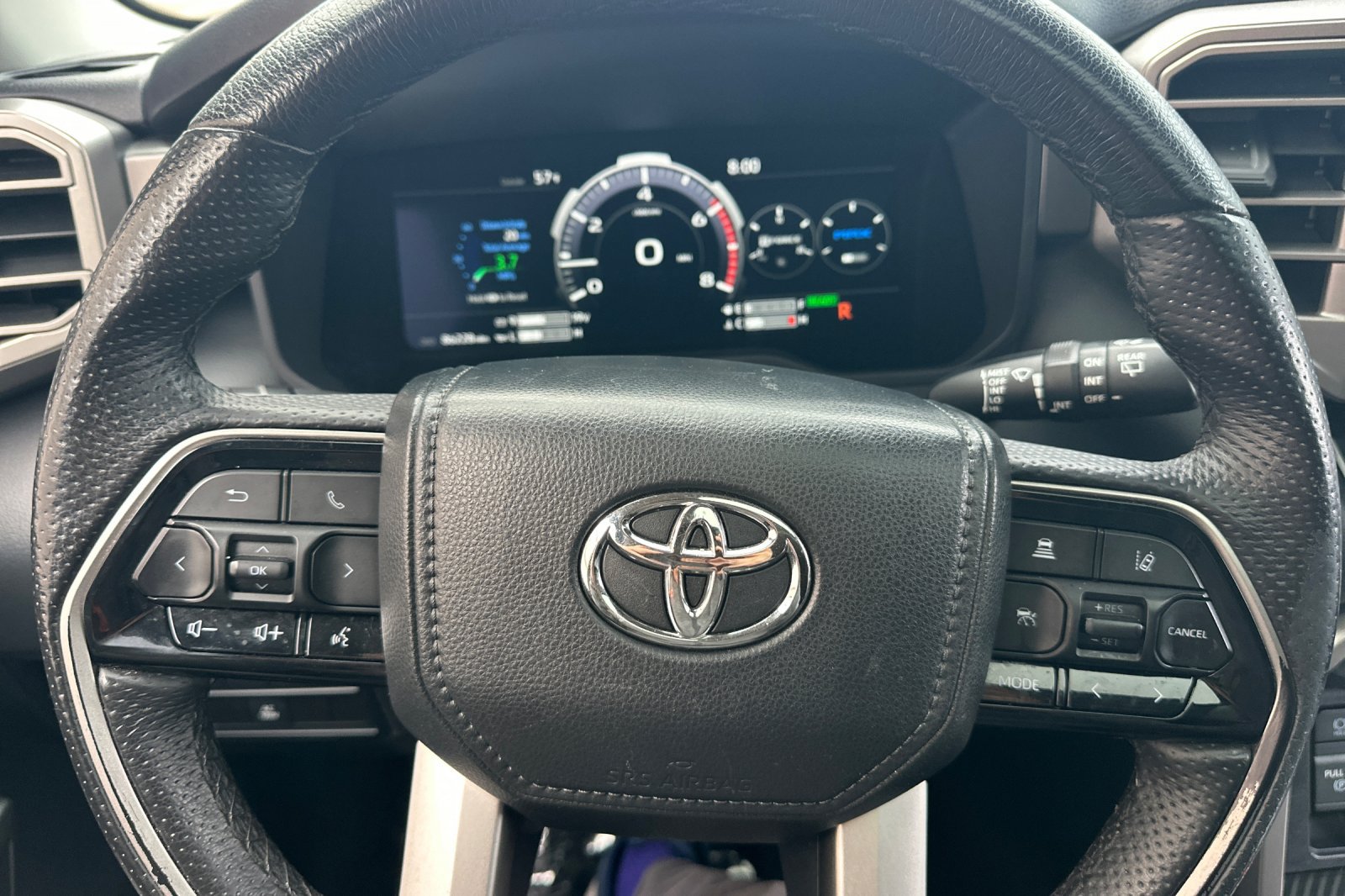 Used 2023 Toyota Sequoia SR5 w/ SR5 Premium Package AWD/4WD image 10