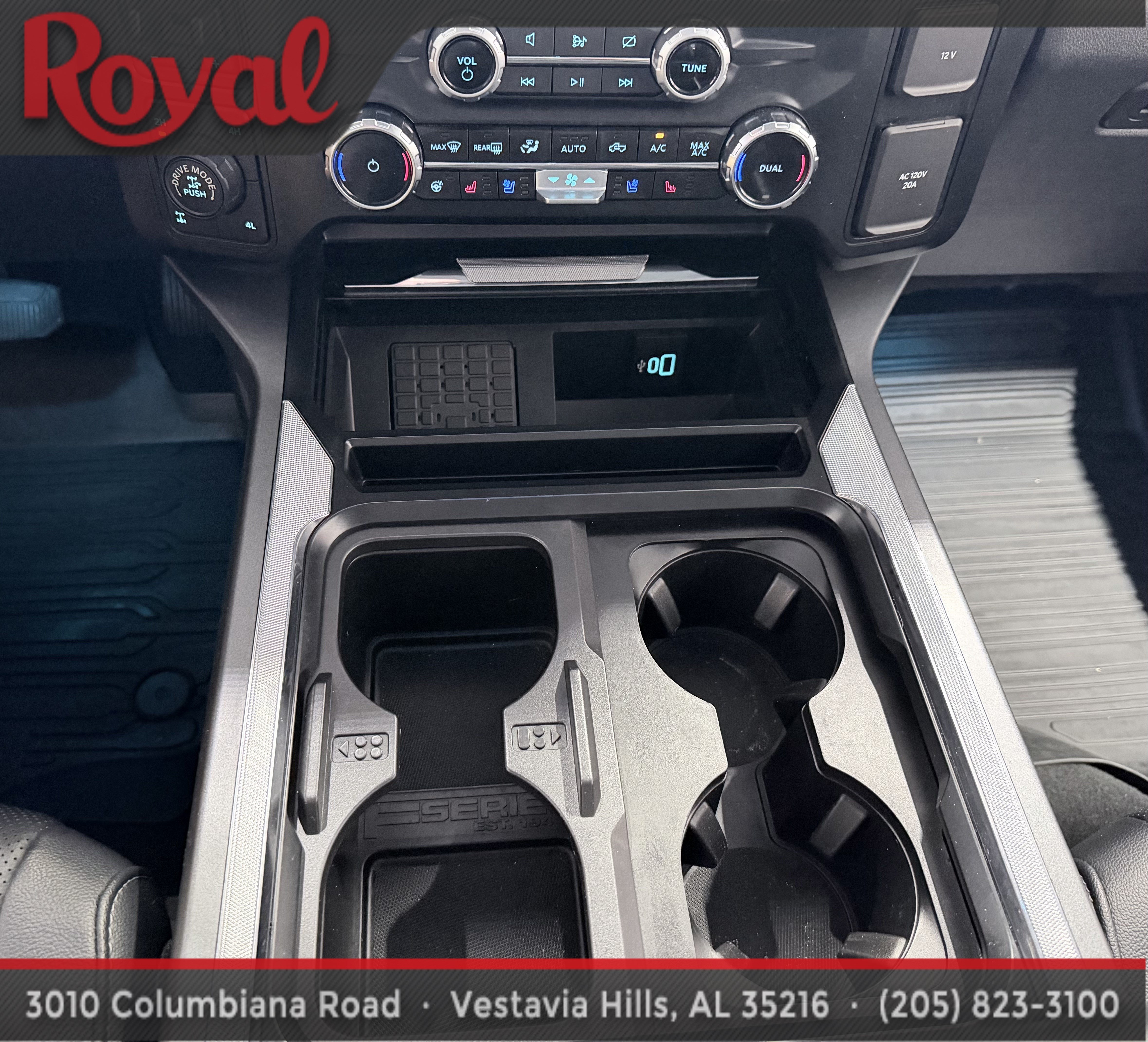 Used 2023 Ford F250 Lariat w/ Lariat Ultimate Package AWD/4WD image 25