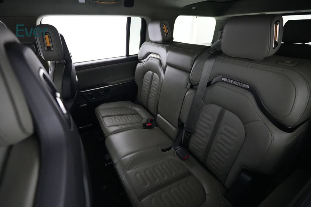 Used 2024 Rivian R1S Adventure AWD/4WD image 24
