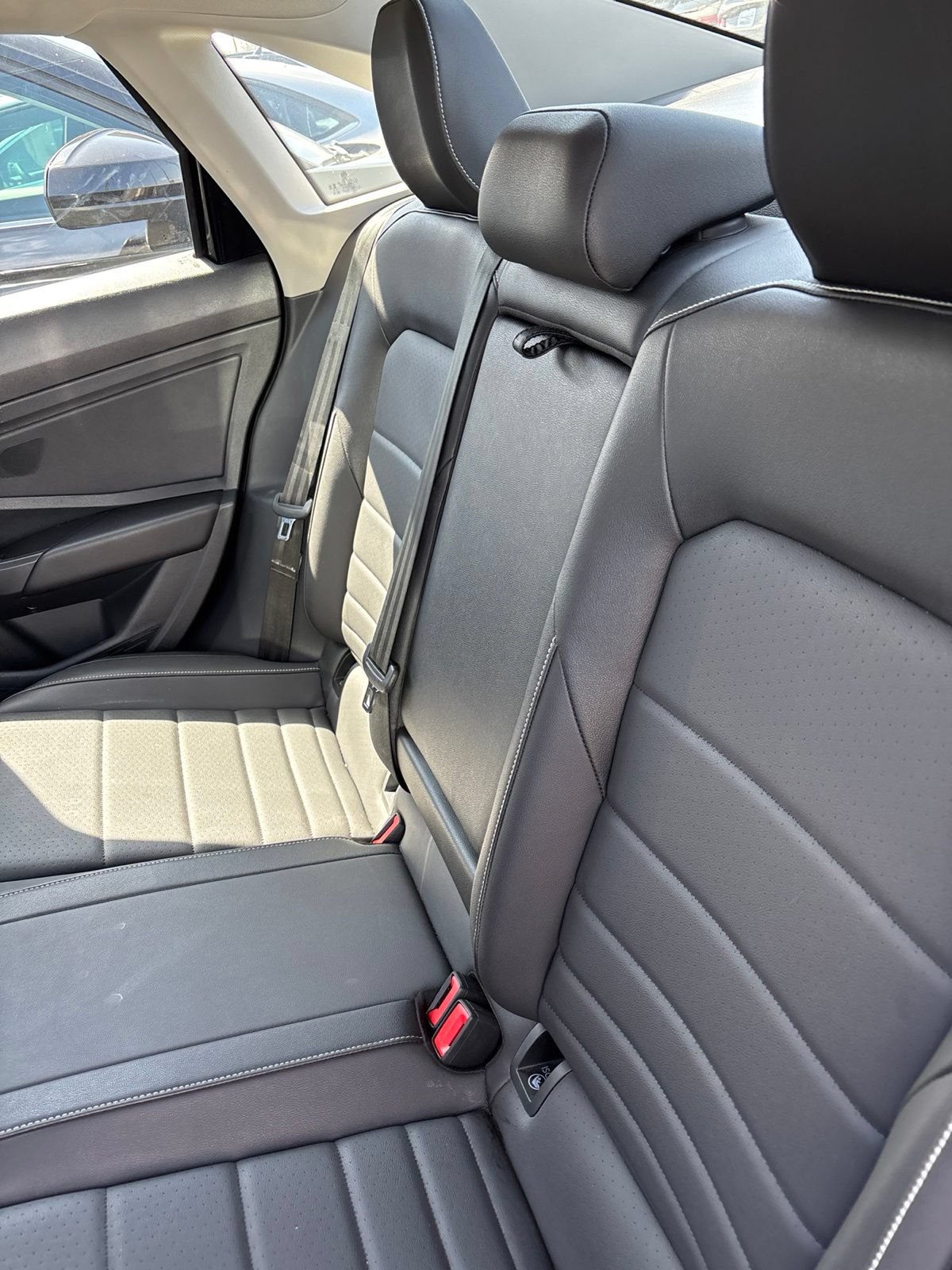 Used 2024 Volkswagen Jetta SE FWD image 7